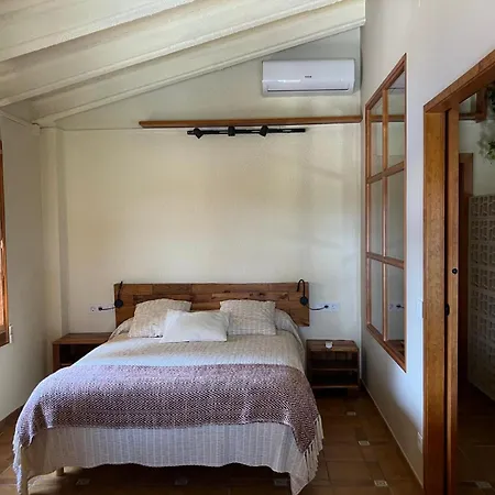 With Private Pool And Garden Apartment San Martin Sarroca